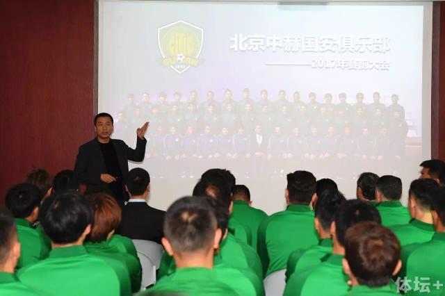 警花在刑具上强制高潮