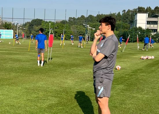 成人av电影免费在线播放