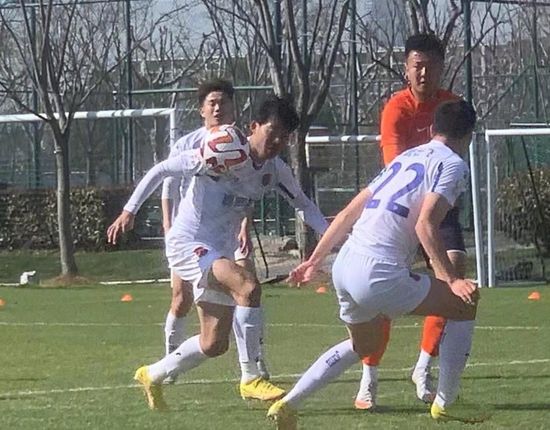 男武警私gay网站的