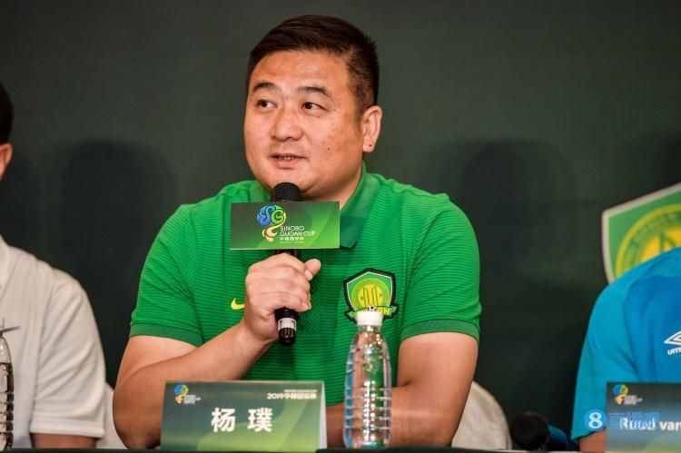 闫盼盼丰满大乳人体欣赏
